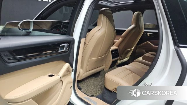 Porsche Cayenne (PO536) id 4672536 из Кореи 18