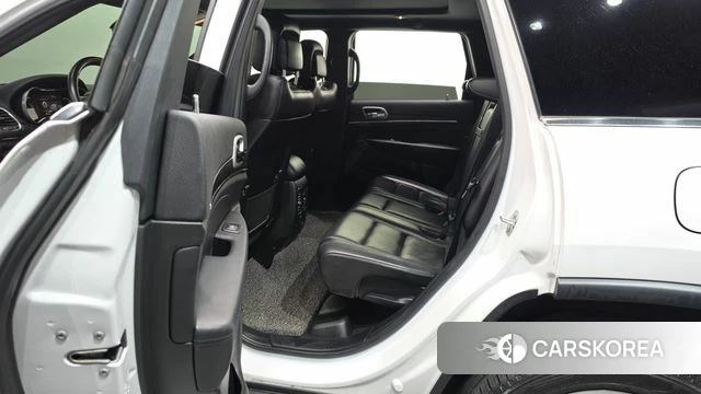 Jeep Grand Cherokee id 5034733 из Кореи 18