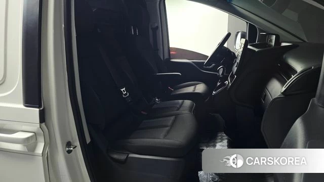 Hyundai Staria id 5002793 из Кореи 18