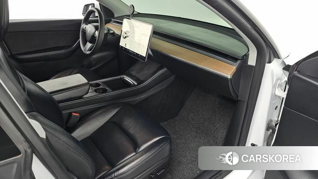 Tesla Model Y id 4951818 из Кореи 18