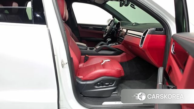 Porsche Cayenne (PO536) id 4992000 из Кореи 18