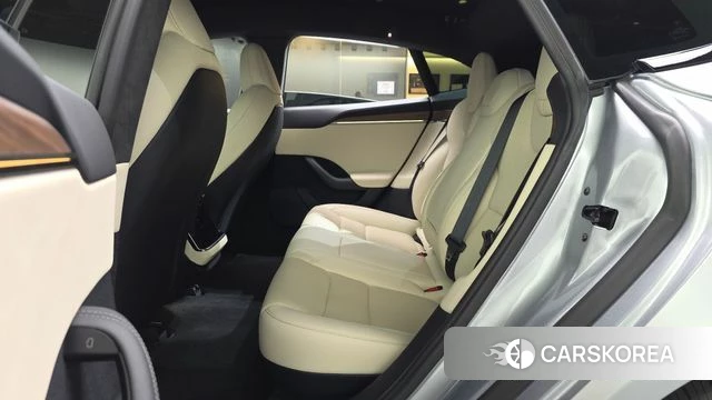 Tesla Model S id 4949803 из Кореи 18