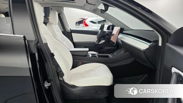 Tesla Model Y id 4976769 из Кореи 18