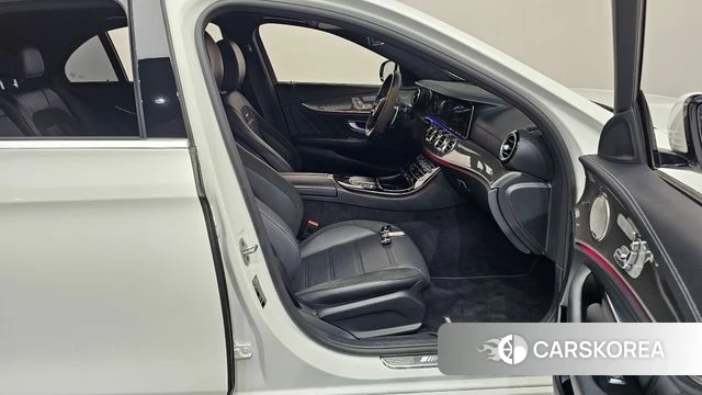 Mercedes-Benz E-Class W213 id 5040472 из Кореи 18