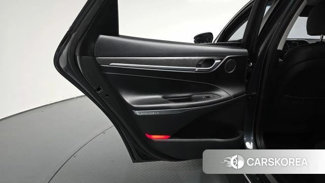 Hyundai Grandeur IG Hybrid id 5013963 из Кореи 18