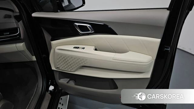 Kia The New Carnival 4th Generation id 4748902 из Кореи 18