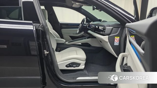 Porsche Makan EV id 4778177 из Кореи 18