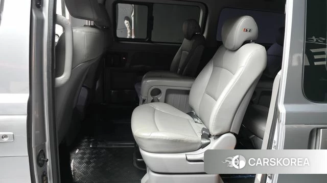Hyundai The New Grand Starex id 4672420 из Кореи 18