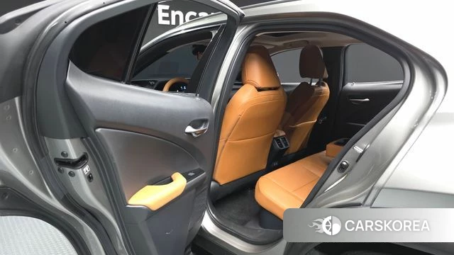 Lexus UX250h id 4952781 из Кореи 18