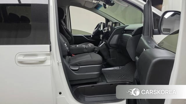 Hyundai Staria id 4958048 из Кореи 18