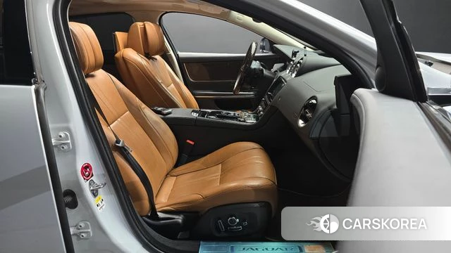 Jaguar All New XJ id 4931058 из Кореи 18