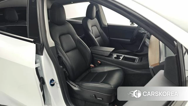 Tesla Model Y id 5040842 из Кореи 18