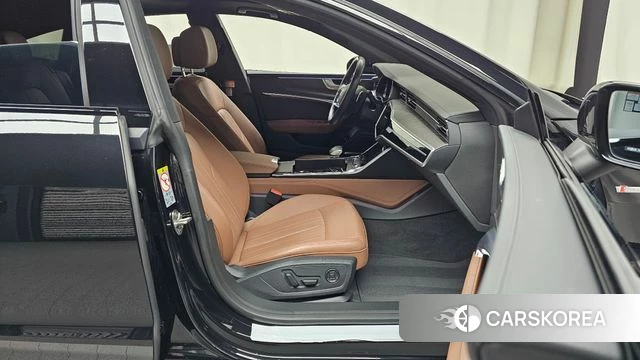 Audi A7 (4K) id 4928655 из Кореи 18
