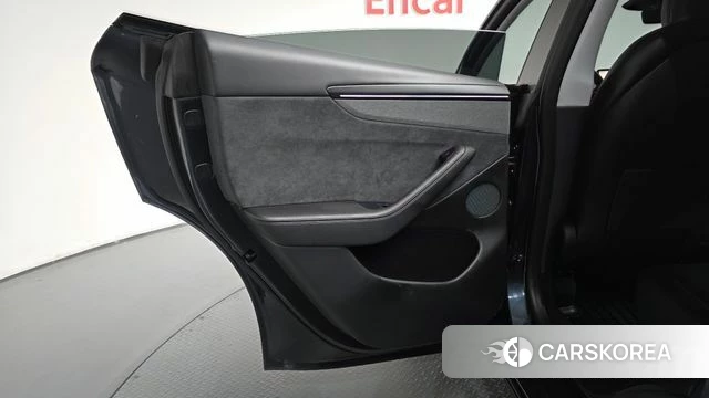 Tesla Model Y id 5020977 из Кореи 18