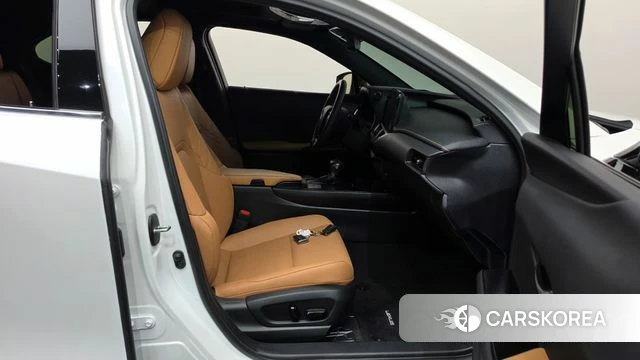 Lexus UX250h id 4950856 из Кореи 18