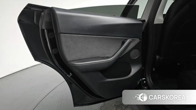 Tesla Model Y id 5034085 из Кореи 18