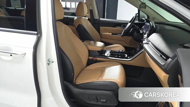 Kia Carnival 4th generation id 4996178 из Кореи 18