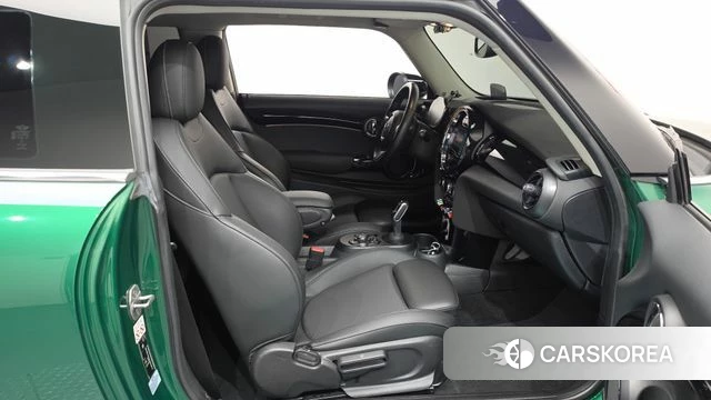 Mini Cooper S id 5027993 из Кореи 18
