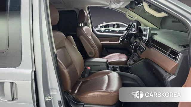 Hyundai The New Grand Starex id 4930838 из Кореи 18