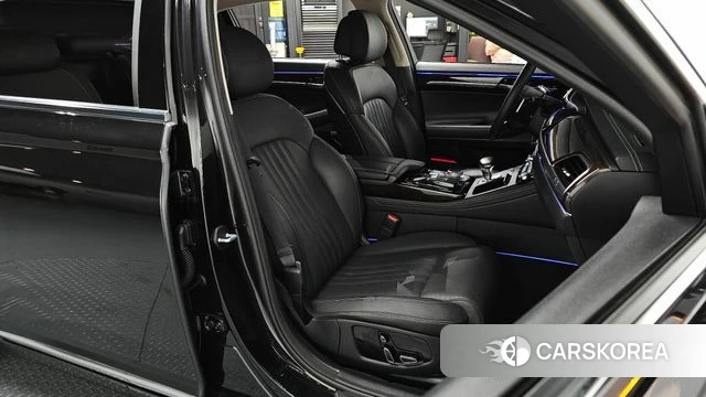 Genesis G90 id 4952827 из Кореи 18
