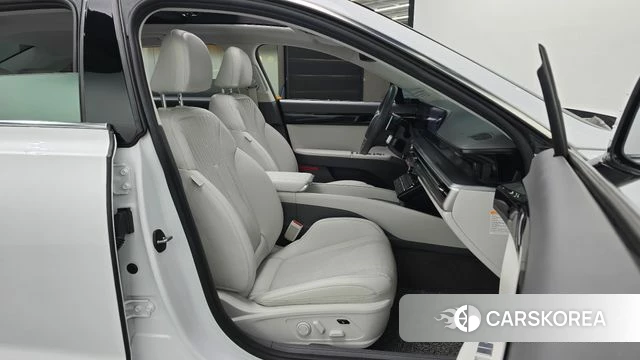 Hyundai Grandeur Hybrid (GN7) id 4965318 из Кореи 18
