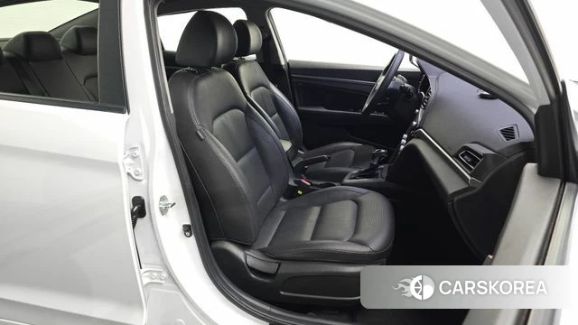 Hyundai The New Avante AD id 4775996 из Кореи 18