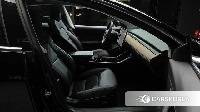 Tesla Model 3 id 4625749 из Кореи 18