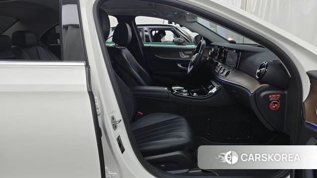 Mercedes-Benz E-Class W213 id 4988035 из Кореи 18