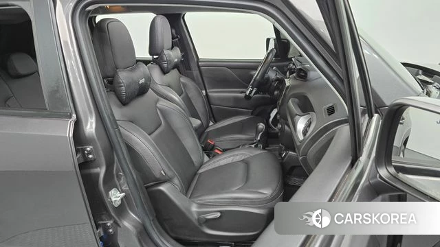 Jeep Renegade id 4983070 из Кореи 18