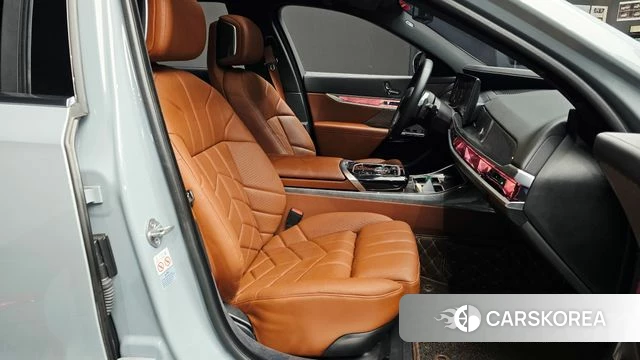 BMW 7 Series (G70) id 5016316 из Кореи 18