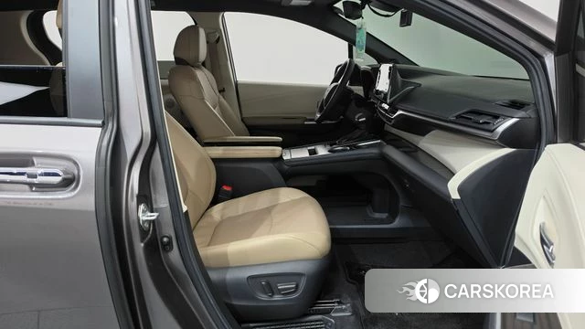 Toyota Sienna 4th Generation id 5001930 из Кореи 18
