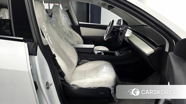 Tesla Model Y id 5012452 из Кореи 18