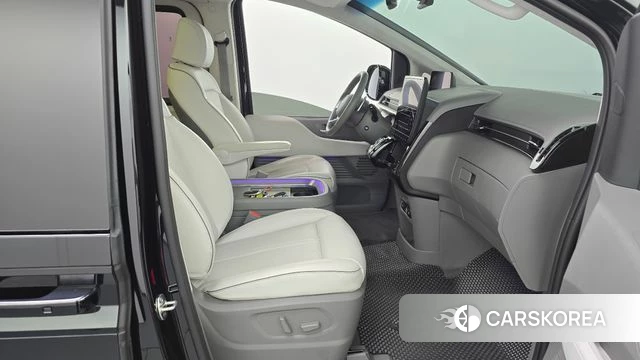 Hyundai Staria id 4696348 из Кореи 18