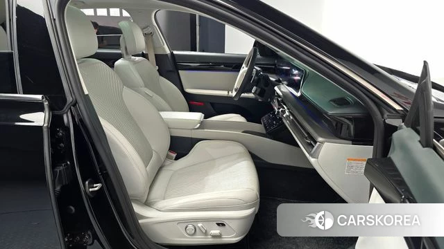 Hyundai Grandeur Hybrid (GN7) id 4735631 из Кореи 18