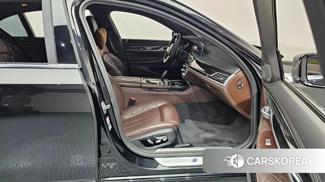 BMW 7 Series (G11) id 5028602 из Кореи 18