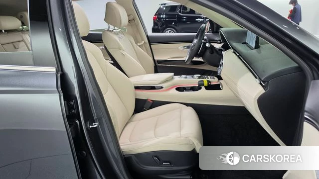 Genesis GV70 id 5040956 из Кореи 18