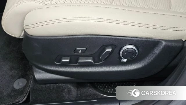 Genesis GV70 id 5021520 из Кореи 18