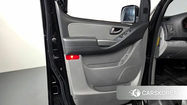 Hyundai The New Grand Starex id 5014021 из Кореи 18