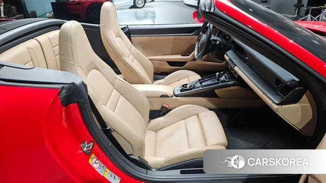 Porsche 911(992) id 5040551 из Кореи 18
