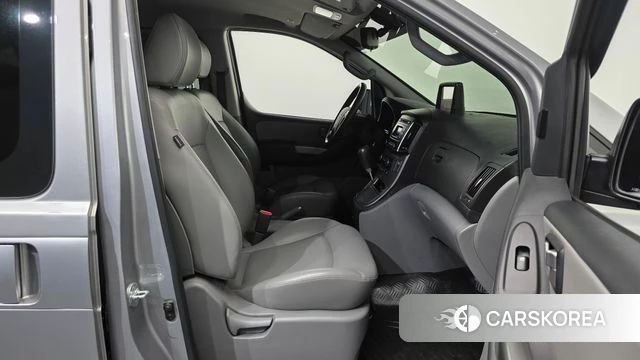 Hyundai The New Grand Starex id 4525101 из Кореи 18