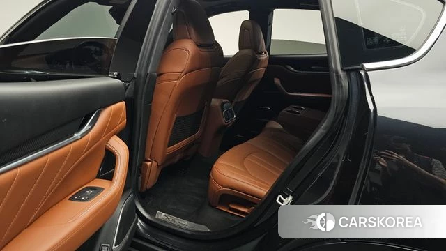 Maserati Levante id 4930680 из Кореи 18