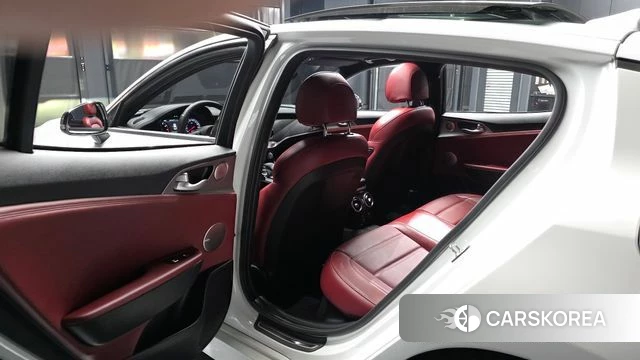 Kia Stinger id 4967436 из Кореи 18