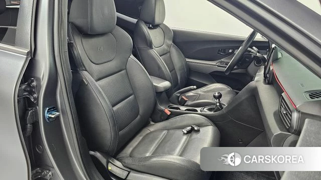 Hyundai Veloster (JS) id 5048434 из Кореи 18