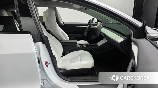 Tesla Model 3 id 4991844 из Кореи 18