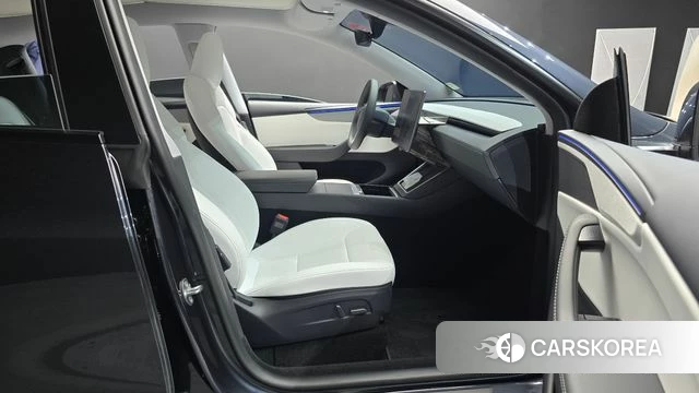 Tesla Model Y id 4639951 из Кореи 18