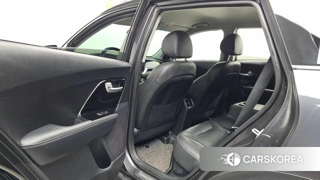 Kia The New Niro id 5028769 из Кореи 18