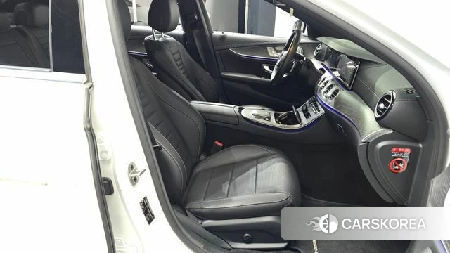 Mercedes-Benz E-Class W213 id 4942373 из Кореи 18