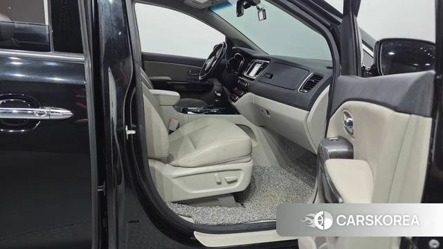 Kia The New Carnival id 4998169 из Кореи 18