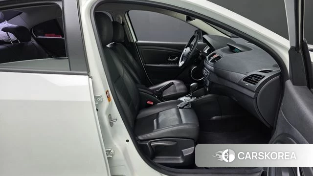 Renault Korea (Samsung) SM3 Z.E. id 5035980 из Кореи 18