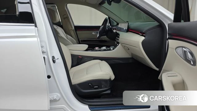 Genesis GV70 id 4995661 из Кореи 18